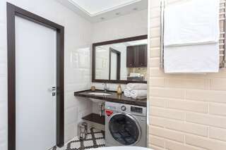 Апартаменты Apartments on Nemiga Минск Улучшенный четырехместный номер-7